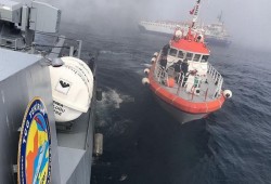 طاقم السفينة الروسية الغارقة يعود إلى موسكو