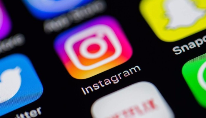 بسبب سناب شات.. إنستاجرام يصل إلى 700 مليون مستخدم