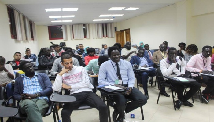 منع أعضاء "البعثة التعليمية" بالسودان من العودة ردًّا على ممارسات السيسي
