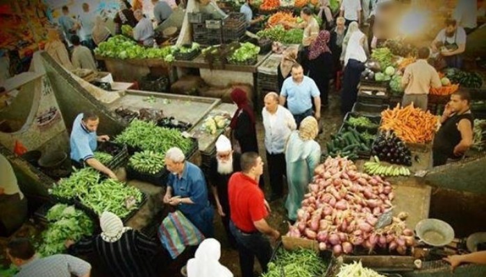 أسعار الخضراوات والفاكهة تواصل الارتفاع