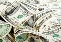 "الدولار" يشتعل بالسوق السوداء ويقترب من الـ19 جنيها