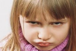 6 أخطاء شائعة في تربية البنات