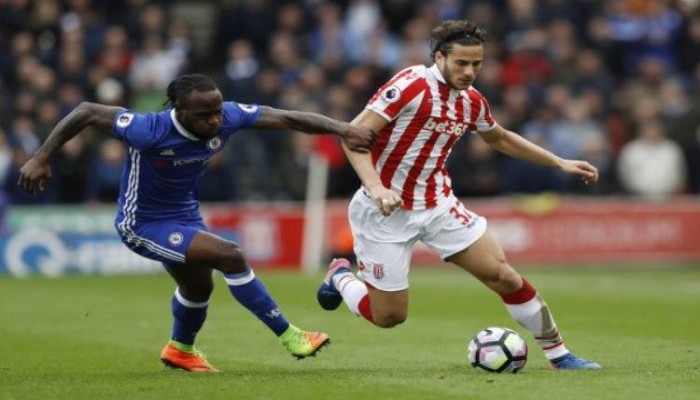 صحيفة انجليزية: إدارة ليفربول تناقش إمكانية التعاقد مع رمضان