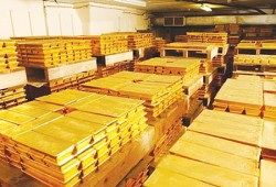 الذهب يعاود الارتفاع.. وعيار 21 يسجل 618 جنيها