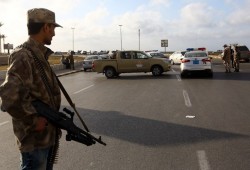 اشتباكات وانفجارات وحرب شوارع في العاصمة الليبية