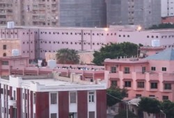 معتقلو سجن الحضرة يضربون عن الطعام