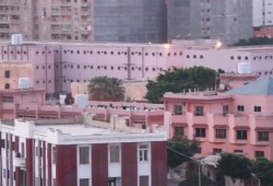معتقلو سجن الحضرة يضربون عن الطعام