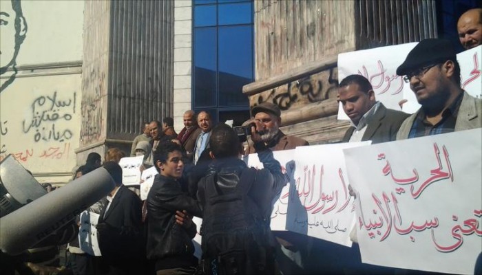 إهانة الرموز الإسلامية بمصر.. ودور سلطات الانقلاب فيها