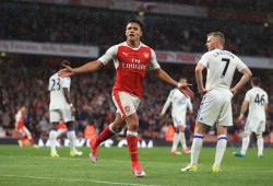أرسنال يعبر سندرلاند ومانشستر سيتي ثالثاً بالبريمرليغ