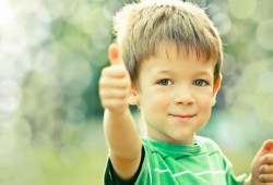 5 أسباب تجعلك لا تنشر صور طفلك علي مواقع التواصل الأجتماعي
