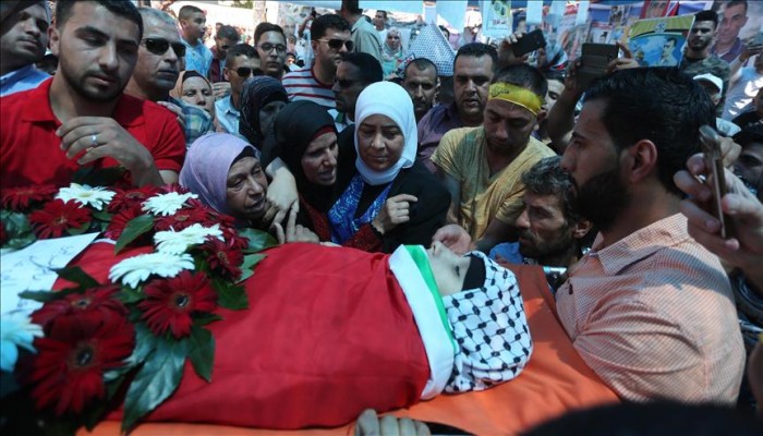 تشييع طفلة فلسطينية برام الله قتلت برصاص الجيش الصهيوني