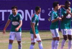 المقاصة ينهار أمام الاتحاد بثلاثية.. ويقرب الأهلى من التتويج