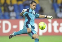 تونس تفقد حارسها الأساسي قبل مواجهة مصر