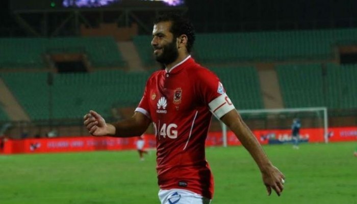 البدري يستبعد عماد متعب من قائمة الأهلي أمام القطن الكاميروني