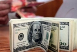 سعر تداول الدولار في السوق السوداء الأحد 21 مايو