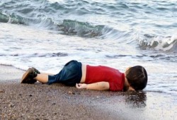 380 مليار دولار صفقات سعودية أمريكية.. ماذا كانت تفعل لفقراء العرب؟