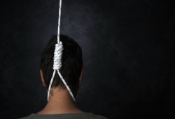 بسبب تدني درجاته.. طالب إعدادي يشنق نفسه في محافظة البحيرة