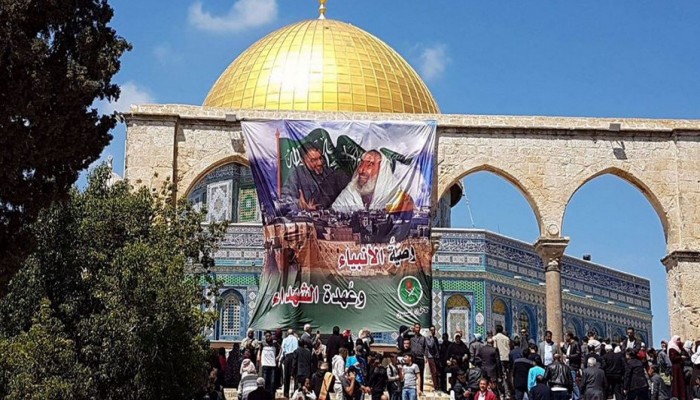 50 ألف مُصلٍّ يؤدون الجمعة في الأقصى