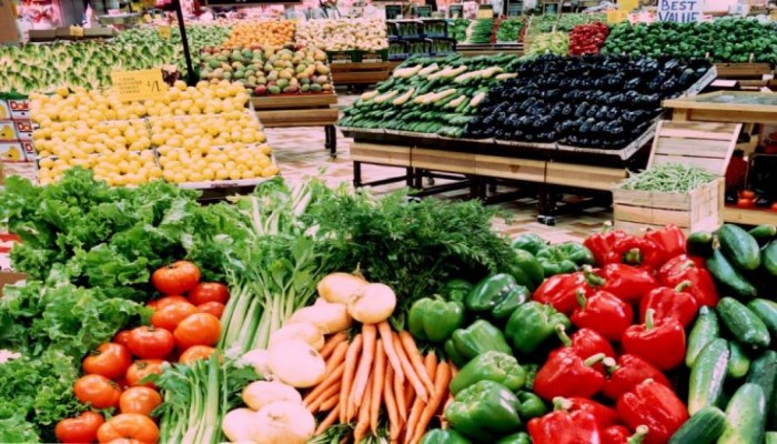 عضو اتحاد الغرف التجارية: زياده جديدة بأسعار الخضروات والفاكهة