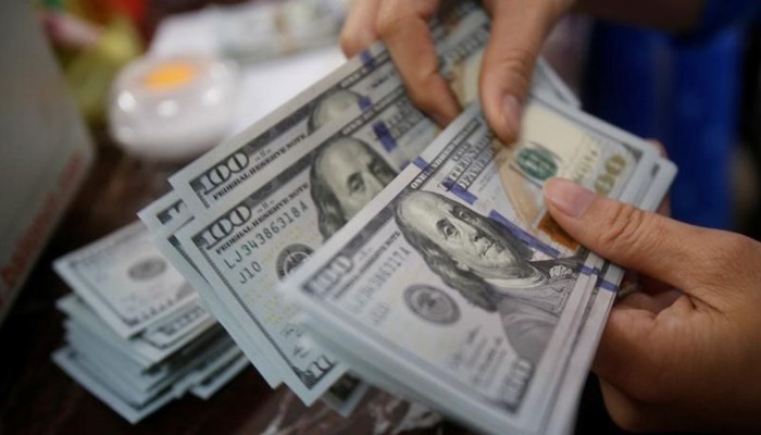 سعر تداول الدولار في السوق السوداء الأحد 28 مايو