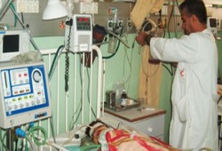 "نقص الأدوية" يُهدد حياة الأطفال المرضى في غزة