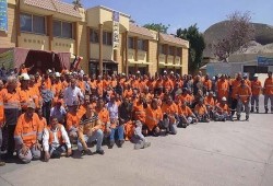 تضامن واسع مع 32 من عمال "إسمنت طره" المعتقلين