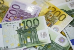 حكومة الانقلاب تقترض 186 مليون يورو من البنك "الأوروبي للتنمية"