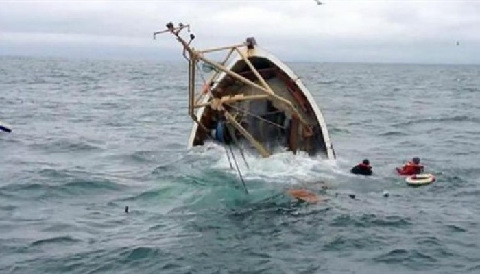 بالأسماء.. مستشفى بورسعيد يتسلم 3 جثامين لضحايا مركب دمياط​