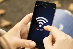 خدمة مجانية.. الاتحاد الأوروبي يغطي 8000 بلدة بشبكات "واي فاي"