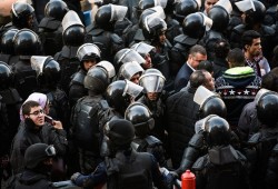 المجتمع المدني المصري في قبضة أمن الدولة بقانون جديد.. 3 أسئلة تشرح الكارثة