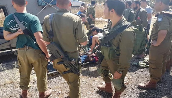 إصابة جندي إسرائيلي بعملية طعن وإطلاق نار على المنفذة