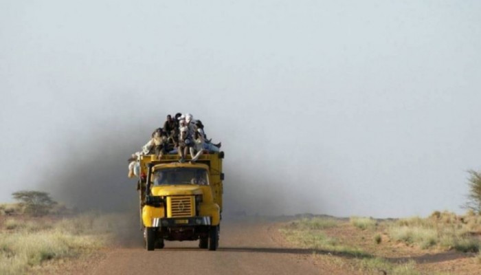 قضوا عطشًا... العثور على جثث 44 مهاجرا في صحراء النيجر