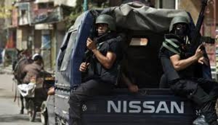 اعتقال 4 من الشرقية بينهم محام