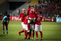 الأهلي يواصل انتصاراته الإفريقية بثنائية في الوداد ويتصدر مجموعته