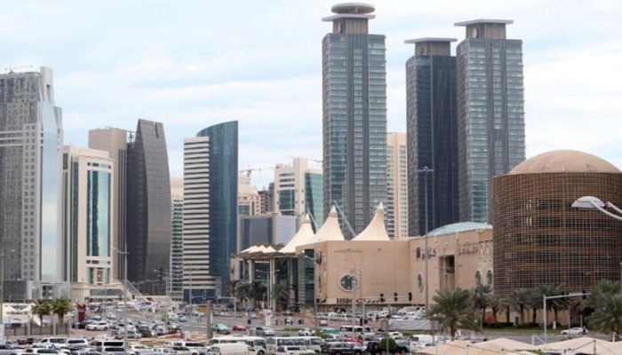 مصير غامض ينتظر 70 ألف عامل مصري في قطر