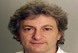 ديفيد هيرست : لهذه الأسباب ستفشل الحملة ضد قطر