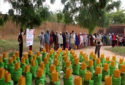 "جانسيو" التركية ترسم البسمة على وجوه مسلمي النيجر في رمضان