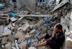 مقتل أفراد عائلة يمنية بغارة للتحالف العربي