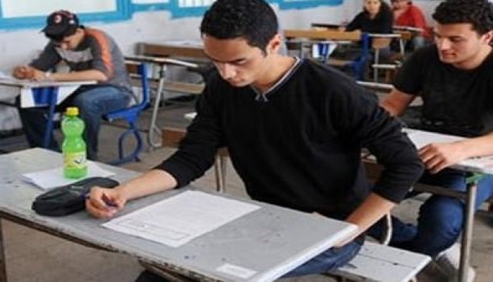 بدء تصحيح عينة مادة اللغة الإنجليزية.. ونسبة نجاح اللغة العربية ترتفع