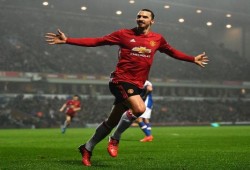 رسمياً.. مانشستر يونايتد يؤكد رحيل  إبراهيموفيتش