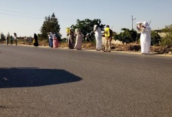 ثوار الحسينية بالشرقية "مرسي رئيس ومعاه شرعية "