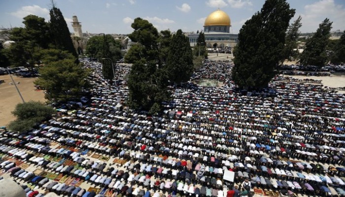 قوات الاحتلال تغلق المسجد الأقصى أمام المصلين