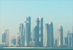 دعوات إقليمية ودولية لاحتواء الأزمة الخليجية