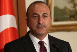 أوغلو إلى الدوحة اليوم لبحث الأزمة الخليجية مع قطر