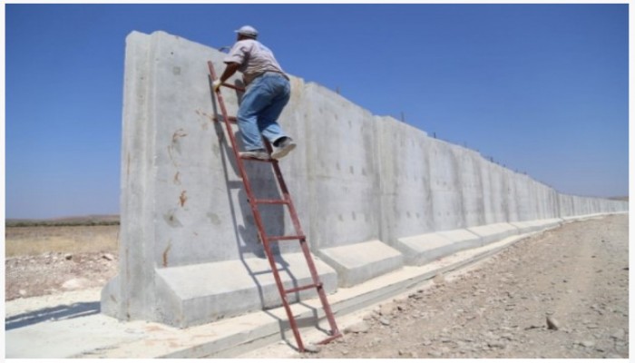 تركيا تقترب من انهاء بناء الجدار الحدودي مع سوريا لمنع عمليات التهريب