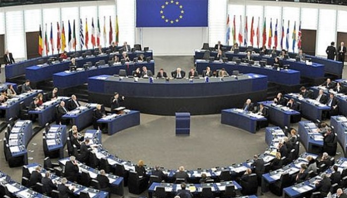 البرلمان الأوروبي يرفع الحصانة عن "مارين لوبان"