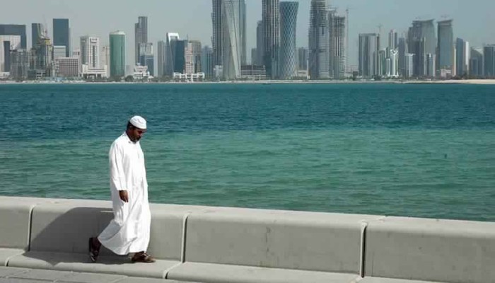 الفلبين تتراجع عن قرار حظر توجه عمالتها إلى قطر