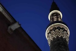 داعية أندونيسي يمضي 3 عقود في نشر الإسلام