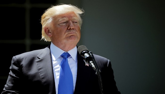 ترامب يعترف بخضوعه للتحقيق بشأن التواطؤ مع روسيا