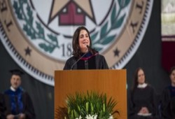 لماذا استقالت السفيرة الأمريكية بقطر؟